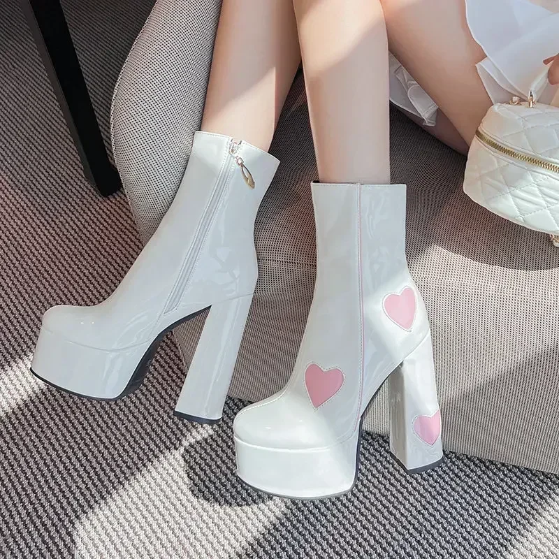 Waterproof Winter Boot - บูทส้นสูงทรงสูงแพลตฟอร์มสำหรับผู้หญิงบูทหุ้มข้อลายหัวใจสไตล์วินเทจกันน้ำใส่สบายทันสมัย sepatu BOOT pendek 2024